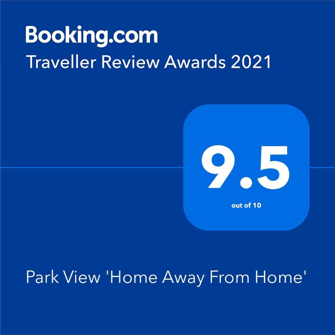 Park View 'Home Away From Home' Feilding Exteriör bild