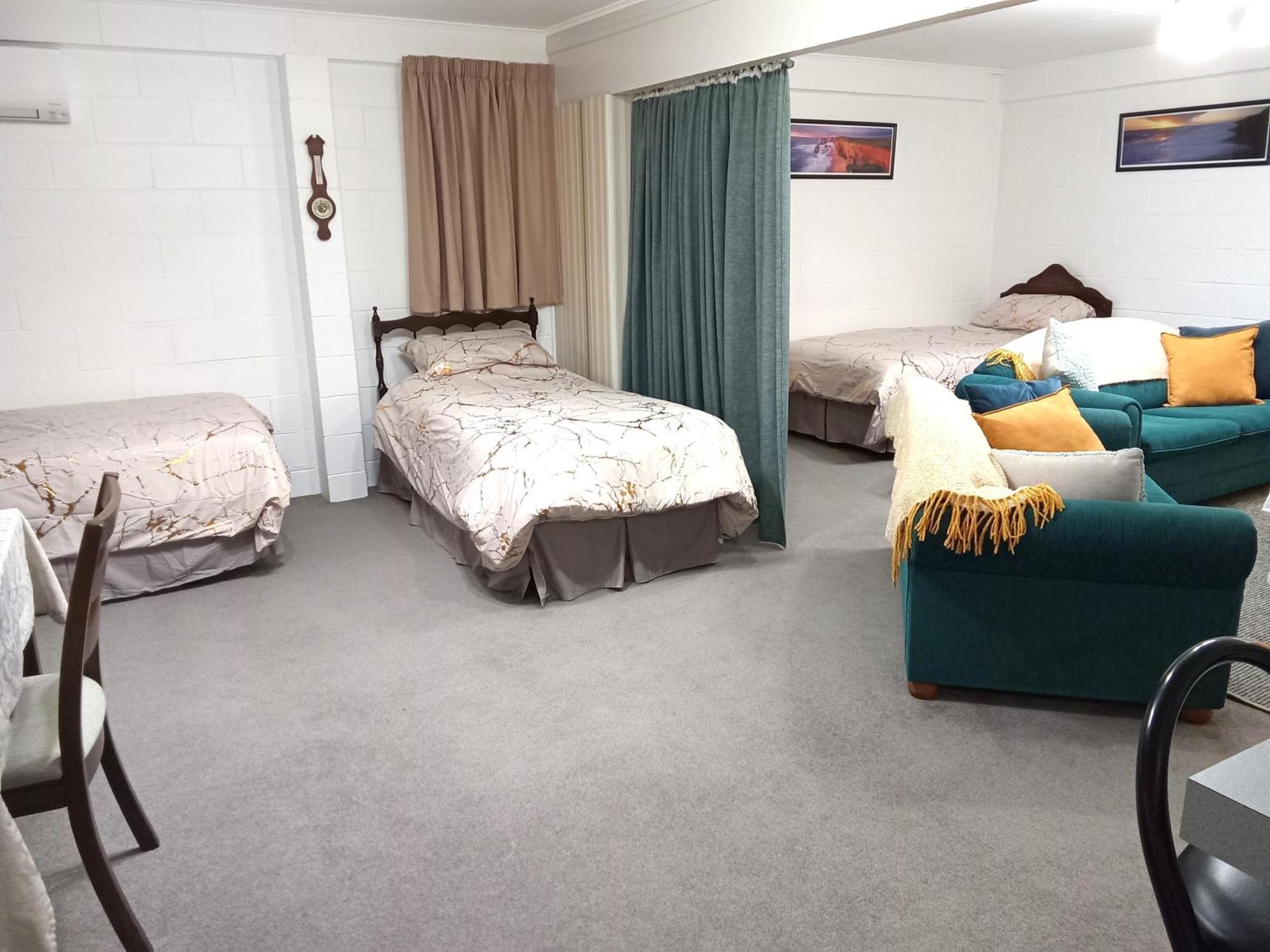 Park View 'Home Away From Home' Feilding Exteriör bild